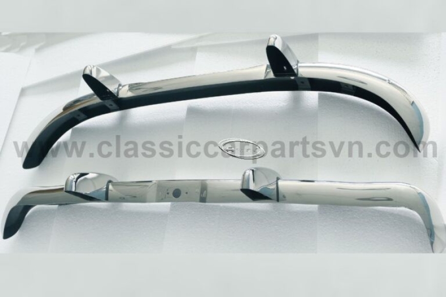 Datsun Roadster Fairlady bumpers with over rider 6